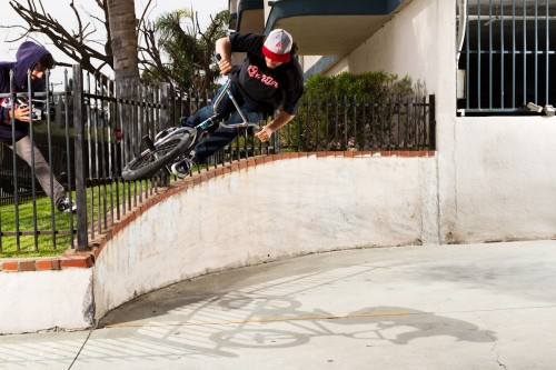 JakeCurvedWallride