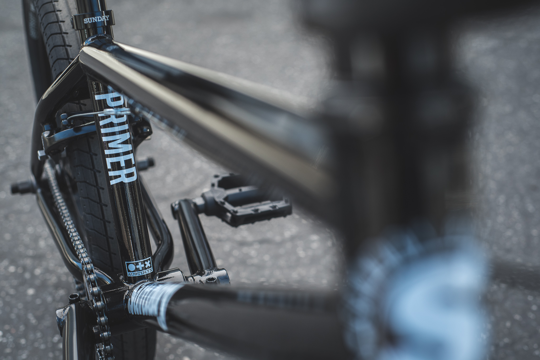 2019 Primer / Gloss Black | Sunday Bikes